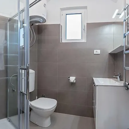 Holidayhomehr * Rogoznica (Sibenik-Knin)