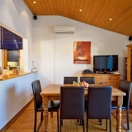 Holidayhomehr *