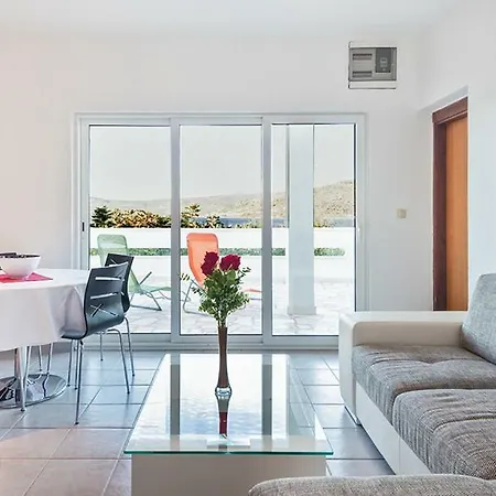 Holidayhomehr Apartamento